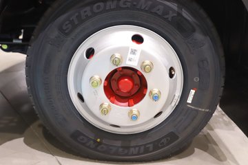 ����Ǭ��K6L 2025�� 2.5L���� 185���� ��ʿ��8�� 4.17�׵��������ῨͼƬ