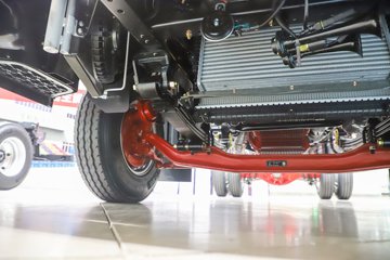 ����Ǭ��K6L 2025�� 2.5L���� 185���� ��ʿ��8�� 4.17�׵��������ῨͼƬ