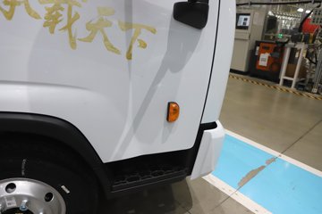����Ǭ��K6E 4.11�׵��Ŵ��綯��ʽ�Ῠ ����ʱ��140.41kWhͼƬ