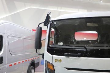 ����Ǭ��K6E 4.11�׵��Ŵ��綯��ʽ�Ῠ ����ʱ��140.41kWhͼƬ