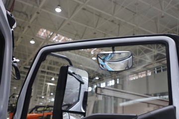 ����Ǭ��K6E 4.11�׵��Ŵ��綯��ʽ�Ῠ ����ʱ��140.41kWhͼƬ