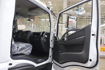 ����Ǭ��K6E 4.11�׵��Ŵ��綯��ʽ�Ῠ ����ʱ��140.41kWhͼƬ