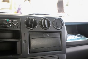����Ǭ��K6E 4.11�׵��Ŵ��綯��ʽ�Ῠ ����ʱ��140.41kWhͼƬ