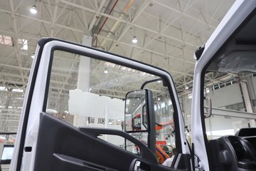 ����Ǭ��K6E 4.11�׵��Ŵ��綯��ʽ�Ῠ ����ʱ��140.41kWhͼƬ