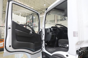 ����Ǭ��K6E 4.11�׵��Ŵ��綯��ʽ�Ῠ ����ʱ��140.41kWhͼƬ