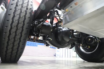 ����Ǭ��K6E 4.11�׵��Ŵ��綯��ʽ�Ῠ ����ʱ��140.41kWhͼƬ