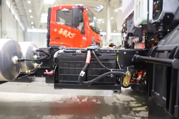 ����Ǭ��K6E 4.11�׵��Ŵ��綯��ʽ�Ῠ ����ʱ��140.41kWhͼƬ