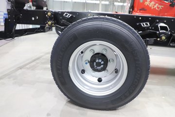 ����Ǭ��K6E 4.11�׵��Ŵ��綯��ʽ�Ῠ ����ʱ��140.41kWhͼƬ