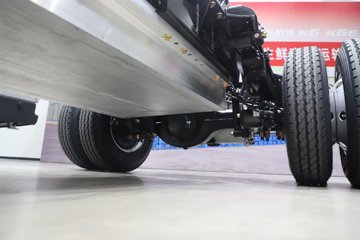 ����Ǭ��K6E 4.11�׵��Ŵ��綯��ʽ�Ῠ ����ʱ��140.41kWhͼƬ