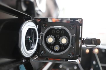 ����Ǭ��K6E 4.11�׵��Ŵ��綯��ʽ�Ῠ ����ʱ��140.41kWhͼƬ
