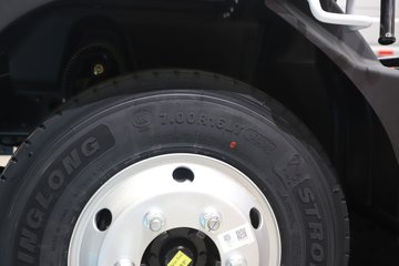 ����Ǭ��K6E 4.11�׵��Ŵ��綯��ʽ�Ῠ ����ʱ��140.41kWhͼƬ