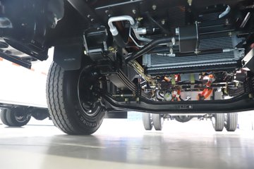 ����Ǭ��K6E 4.11�׵��Ŵ��綯��ʽ�Ῠ ����ʱ��140.41kWhͼƬ