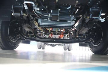����Ǭ��K6E 4.11�׵��Ŵ��綯��ʽ�Ῠ ����ʱ��140.41kWhͼƬ