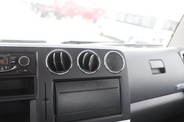 ���������D6-L 2025�� ���߹��� 2.5L���� 170���� ��ʿ��8�� 4.17�׵��������ῨͼƬ