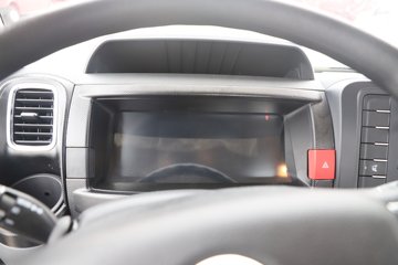 ���������D6-L 2025�� ���߹��� 2.5L���� 170���� ��ʿ��8�� 4.17�׵��������ῨͼƬ