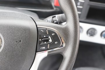���������D6-L 2025�� ���߹��� 2.5L���� 170���� ��ʿ��8�� 4.17�׵��������ῨͼƬ