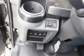 ���������D6-L 2025�� ���߹��� 2.5L���� 170���� ��ʿ��8�� 4.17�׵��������ῨͼƬ
