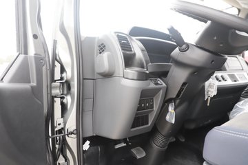 ���������D6-L 2025�� ���߹��� 2.5L���� 170���� ��ʿ��8�� 4.17�׵��������ῨͼƬ