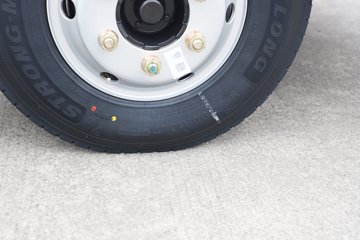 ���������D6-L 2025�� ���߹��� 2.5L���� 170���� ��ʿ��8�� 4.17�׵��������ῨͼƬ