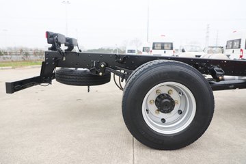 ���������D6-L 2025�� ���߹��� 2.5L���� 170���� ��ʿ��8�� 4.17�׵��������ῨͼƬ