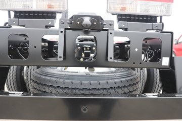 ���������D6-L 2025�� ���߹��� 2.5L���� 170���� ��ʿ��8�� 4.17�׵��������ῨͼƬ