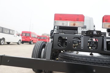 ���������D6-L 2025�� ���߹��� 2.5L���� 170���� ��ʿ��8�� 4.17�׵��������ῨͼƬ