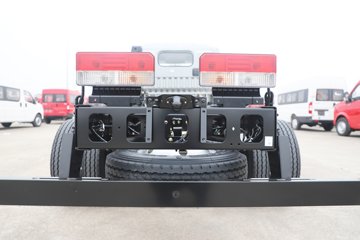 ���������D6-L 2025�� ���߹��� 2.5L���� 170���� ��ʿ��8�� 4.17�׵��������ῨͼƬ