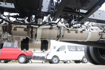 ���������D6-L 2025�� ���߹��� 2.5L���� 170���� ��ʿ��8�� 4.17�׵��������ῨͼƬ
