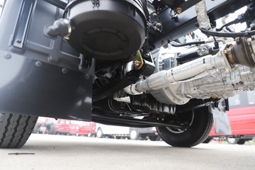 ���������D6-L 2025�� ���߹��� 2.5L���� 170���� ��ʿ��8�� 4.17�׵��������ῨͼƬ