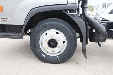 ���������D6-L 2025�� ���߹��� 2.5L���� 170���� ��ʿ��8�� 4.17�׵��������ῨͼƬ