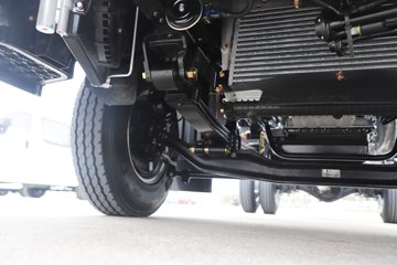 ���������D6-L 2025�� ���߹��� 2.5L���� 170���� ��ʿ��8�� 4.17�׵��������ῨͼƬ