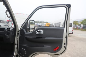 ����;�� T5 1.6L 122���� ���� 2.835��˫������С��ͼƬ