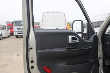 ����;�� T5 1.6L 122���� ���� 2.835��˫������С��ͼƬ