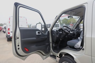 ����;�� T5 1.6L 122���� ���� 2.835��˫������С��ͼƬ