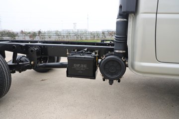 ����;�� T5 1.6L 122���� ���� 2.835��˫������С��ͼƬ