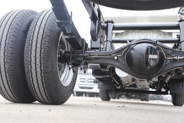 ����;�� T5 1.6L 122���� ���� 2.835��˫������С��ͼƬ