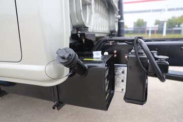 ����;�� T5 1.6L 122���� ���� 2.835��˫������С��ͼƬ