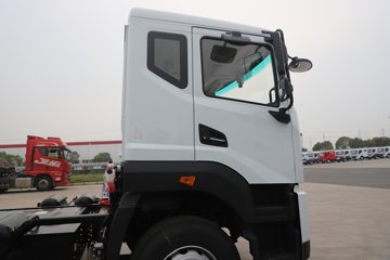 ���������D9 4X2 ���綯ѹ��ʽ�������䳵 ����ʱ��231.84kWhͼƬ