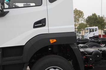 ���������D9 4X2 ���綯ѹ��ʽ�������䳵 ����ʱ��231.84kWhͼƬ