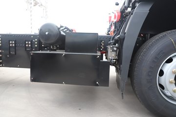 ���������D9 4X2 ���綯ѹ��ʽ�������䳵 ����ʱ��231.84kWhͼƬ