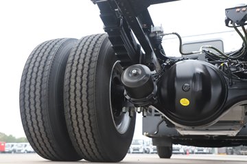 ���������D9 4X2 ���綯ѹ��ʽ�������䳵 ����ʱ��231.84kWhͼƬ