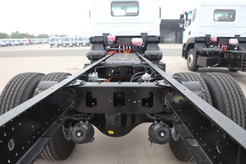 ���������D9 4X2 ���綯ѹ��ʽ�������䳵 ����ʱ��231.84kWhͼƬ