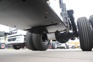 ���������D9 4X2 ���綯ѹ��ʽ�������䳵 ����ʱ��231.84kWhͼƬ