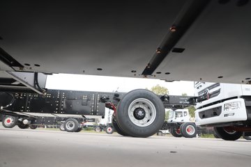 ���������D9 4X2 ���綯ѹ��ʽ�������䳵 ����ʱ��231.84kWhͼƬ