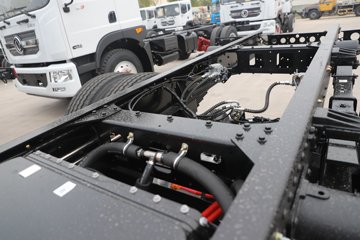 ���������D9 4X2 ���綯ѹ��ʽ�������䳵 ����ʱ��231.84kWhͼƬ