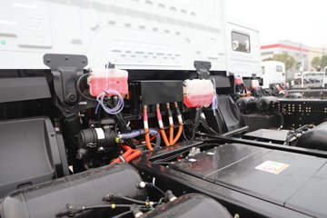 ���������D9 4X2 ���綯ѹ��ʽ�������䳵 ����ʱ��231.84kWhͼƬ