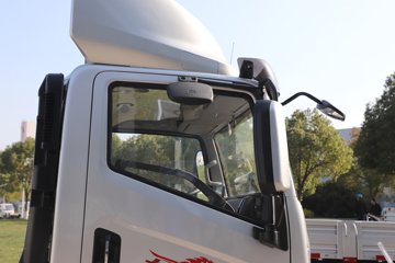 ����Ծ�� ��ԽH500�� 2.5L���� 170���� ��ʿ��8�� ��ɲ 4.2�׵��Ų�դʽ�ῨͼƬ