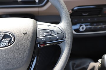 ����Ծ�� ��ԽH500�� 2.5L���� 170���� ��ʿ��8�� ��ɲ 4.2�׵��Ų�դʽ�ῨͼƬ