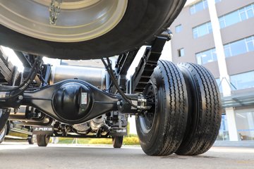 ����Ծ�� ��ԽH500�� 2.5L���� 170���� ��ʿ��8�� ��ɲ 4.2�׵��Ų�դʽ�ῨͼƬ