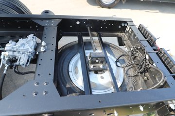 ����Ծ�� ��ԽH500�� 2.5L���� 170���� ��ʿ��8�� ��ɲ 4.2�׵��Ų�դʽ�ῨͼƬ